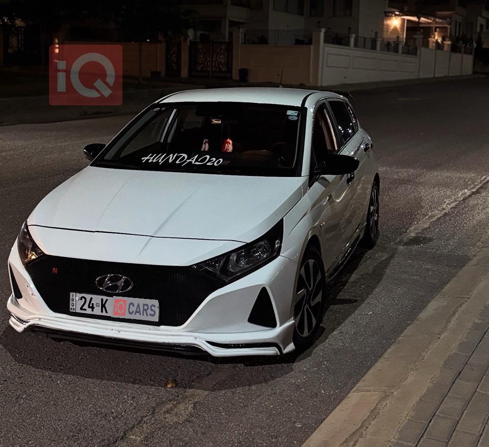 هیوندای i20